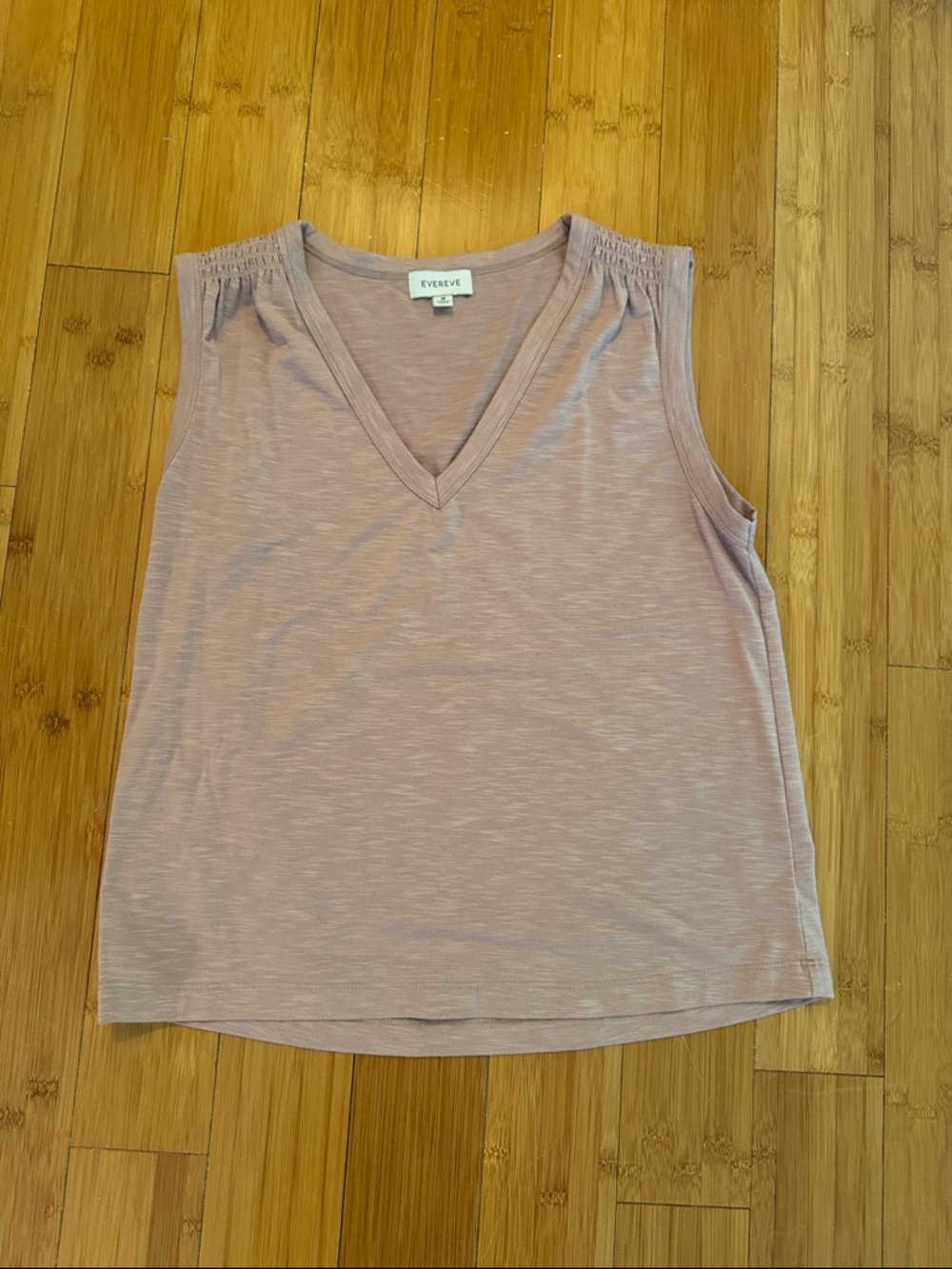 Evereve Sleeveless V-Neck Tank in Dusty Mauve